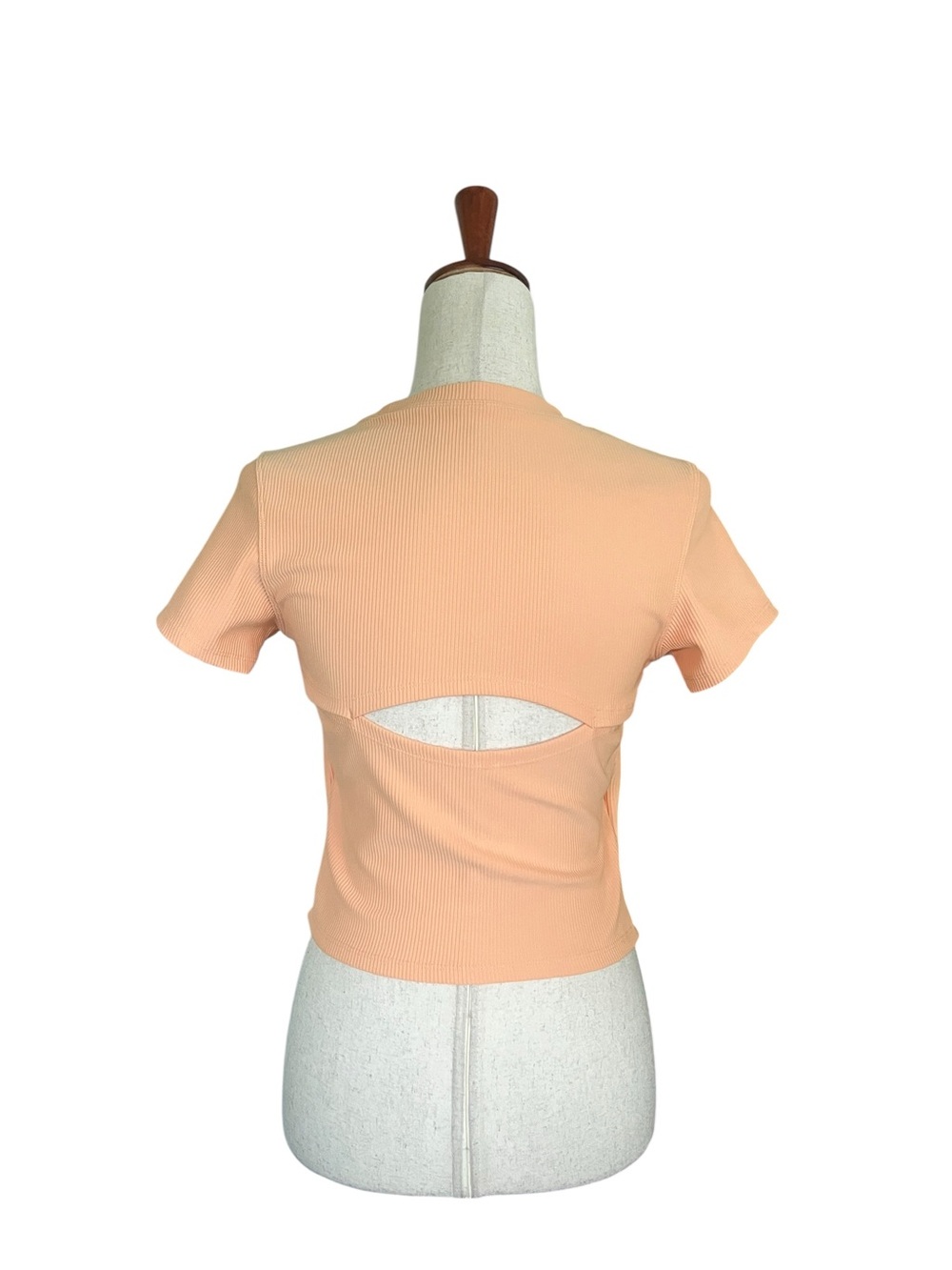 Move Theology Ribbed Top With Built In Bra - Picture 9 of 12